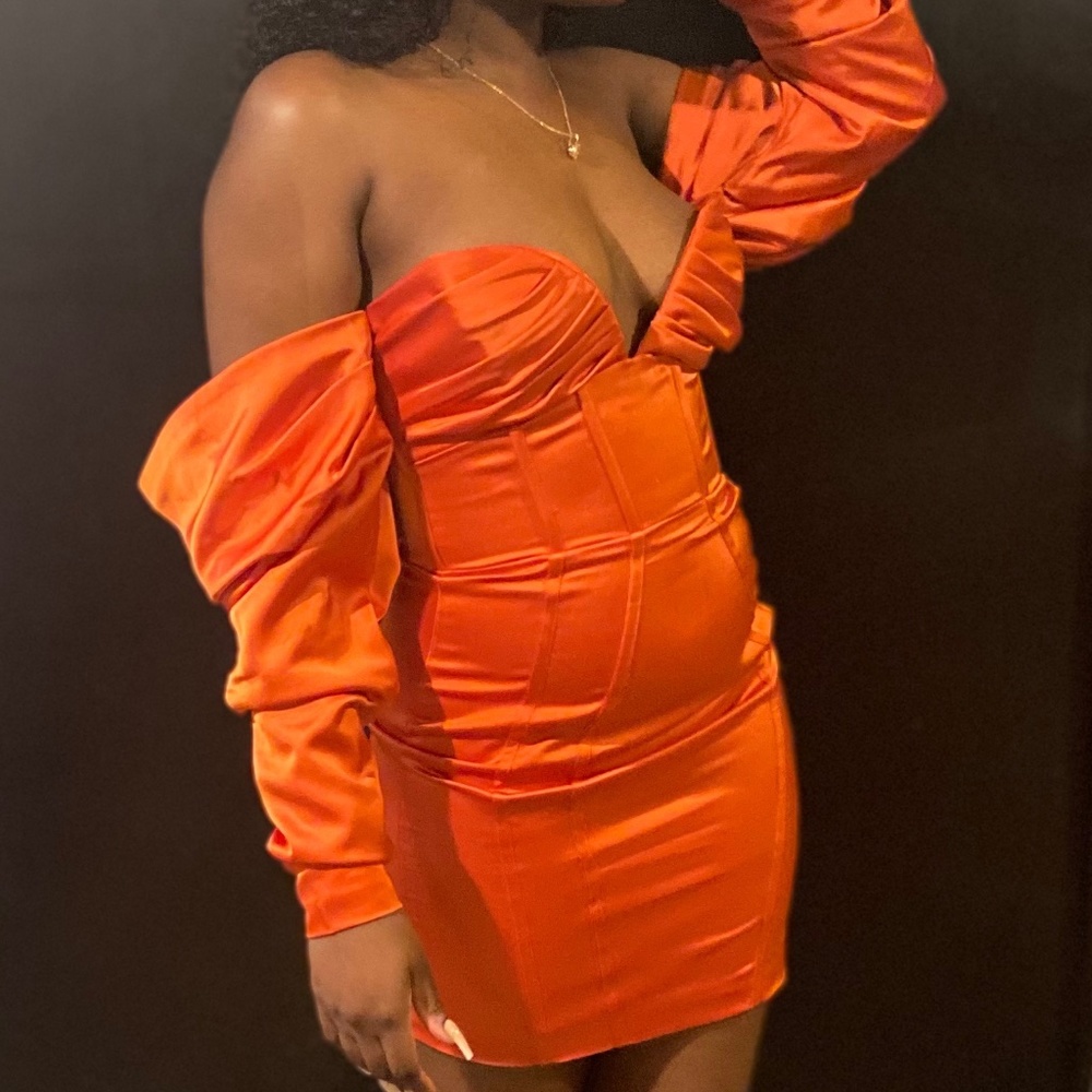 Miss Circle dress